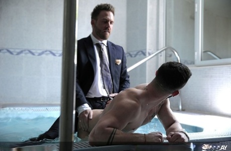 homoseksuelle venner onanerer pornografisk hot pic