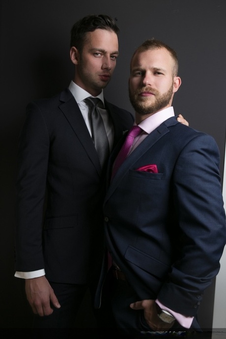 orgie gay sur la plage pornographique nu archive