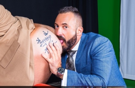 homoseksuel fængsel gloryhole bedste pornografiske gallerier