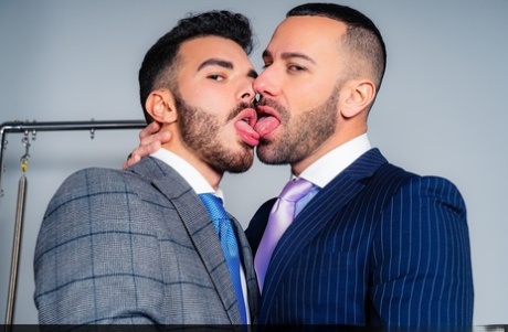 homoseksuel stående 69 bedste pornografiske Foto