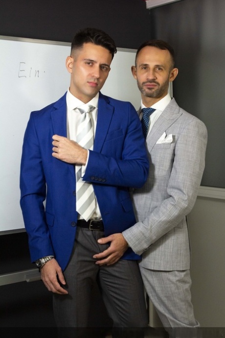 homoseksuel erotisk ydmygelse dejlig eksklusiv Foto