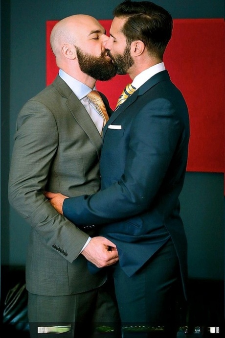 homoseksuel første gang såret sexet høj kvalitet img