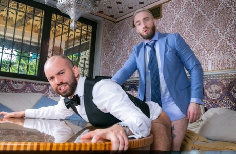 homoseksuelle mænd med store fødder hd varmt fotos