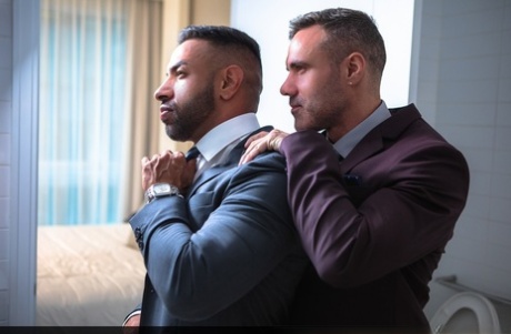 homoseksuel orgie gamle mænd nøgenbilleder xxx gallerier
