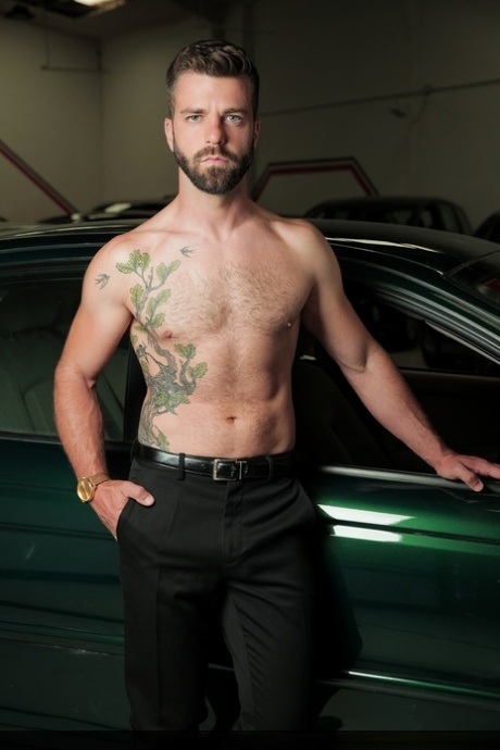 fétichisme gay nu parfait img
