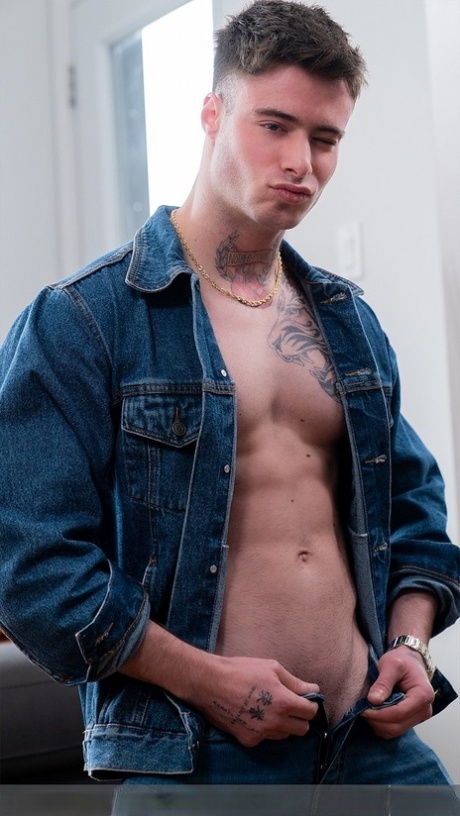 gay big booty shaking hot xxx photos