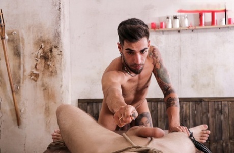 homoseksuel mester slave ydmygelse sex bedst arkiv