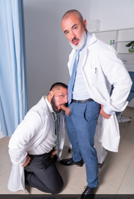 homoseksuelle mænd hot kysse bedste perfekt arkiv
