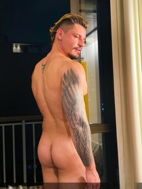 mobil homoseksuel chatroulette top nøgen Foto