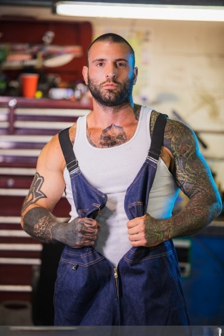 gayanalcumshots hd photos