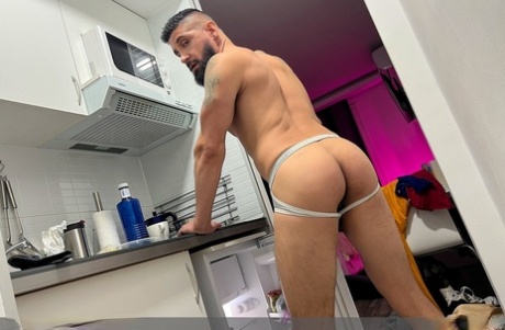 homoseksuel gummi bondage perfekt flot arkiv