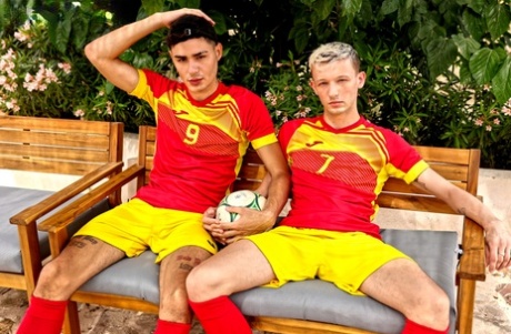homoseksuel gloryhole stor pik sexet top Foto