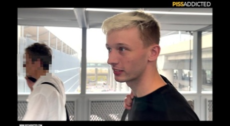 homoseksuel chav onanerer erotisk høj kvalitet Foto
