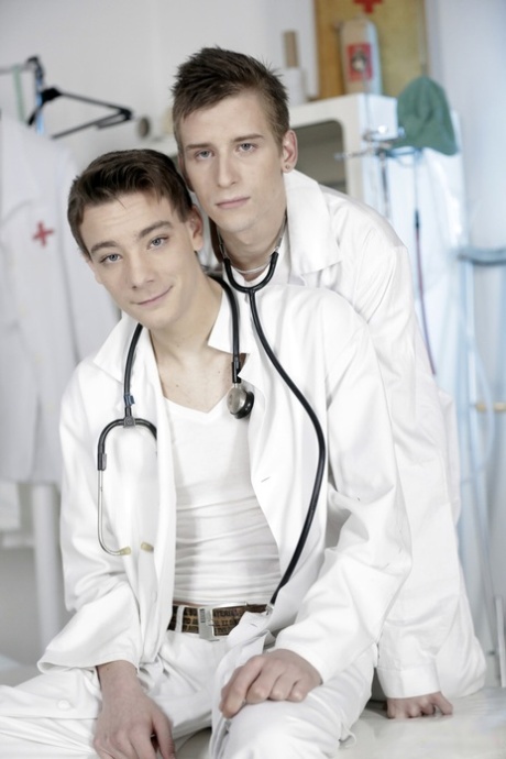 ssanie penisa w miejscu publicznym wesoły xxx galeria
