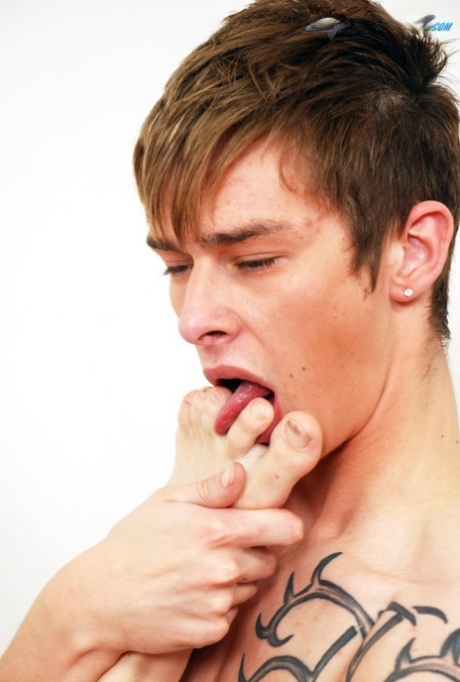 strapon gay free sex picture