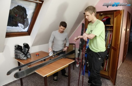 behåret russisk homoseksuel porno høj kvalitet flot pic