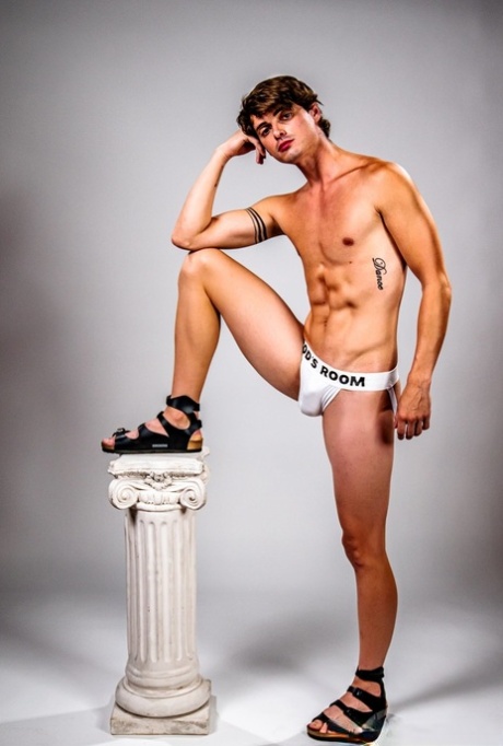 orgie dans un dortoir gay belle exclusivité photo