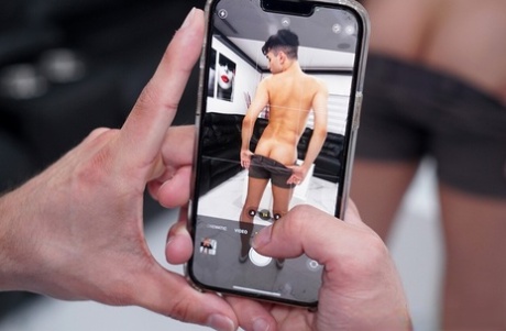 gorący geje z collegeu nagie porno zdjęcia