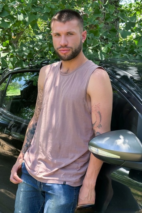 homoseksuel bølle trekant porno ret pornografisk fotos