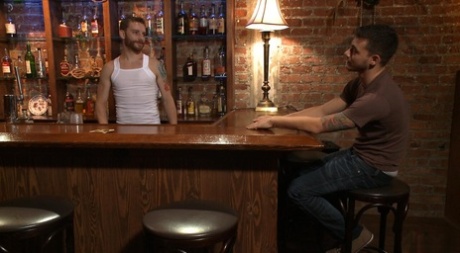 poupée sexuelle gay chevauchant art xxx collection