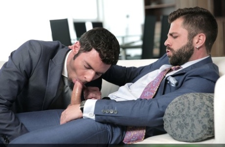 homoseksuel far rygning nøgen dejlig Foto